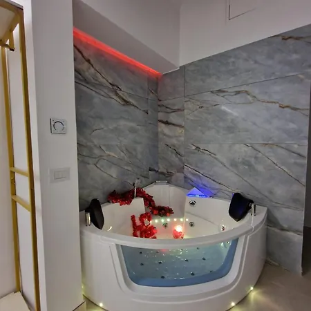 Cenvi - Jacuzzi * Mola di Bari